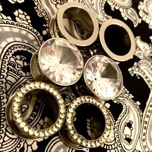 5/8” (16mm) bundle 3 pair jeweled plugs/guages